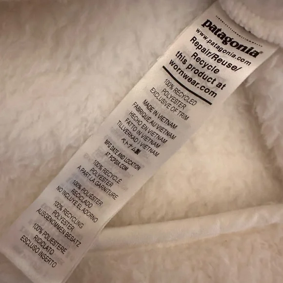 Patagonia Winter White Fleece Half-Zip Pullover - Picture 5 of 5